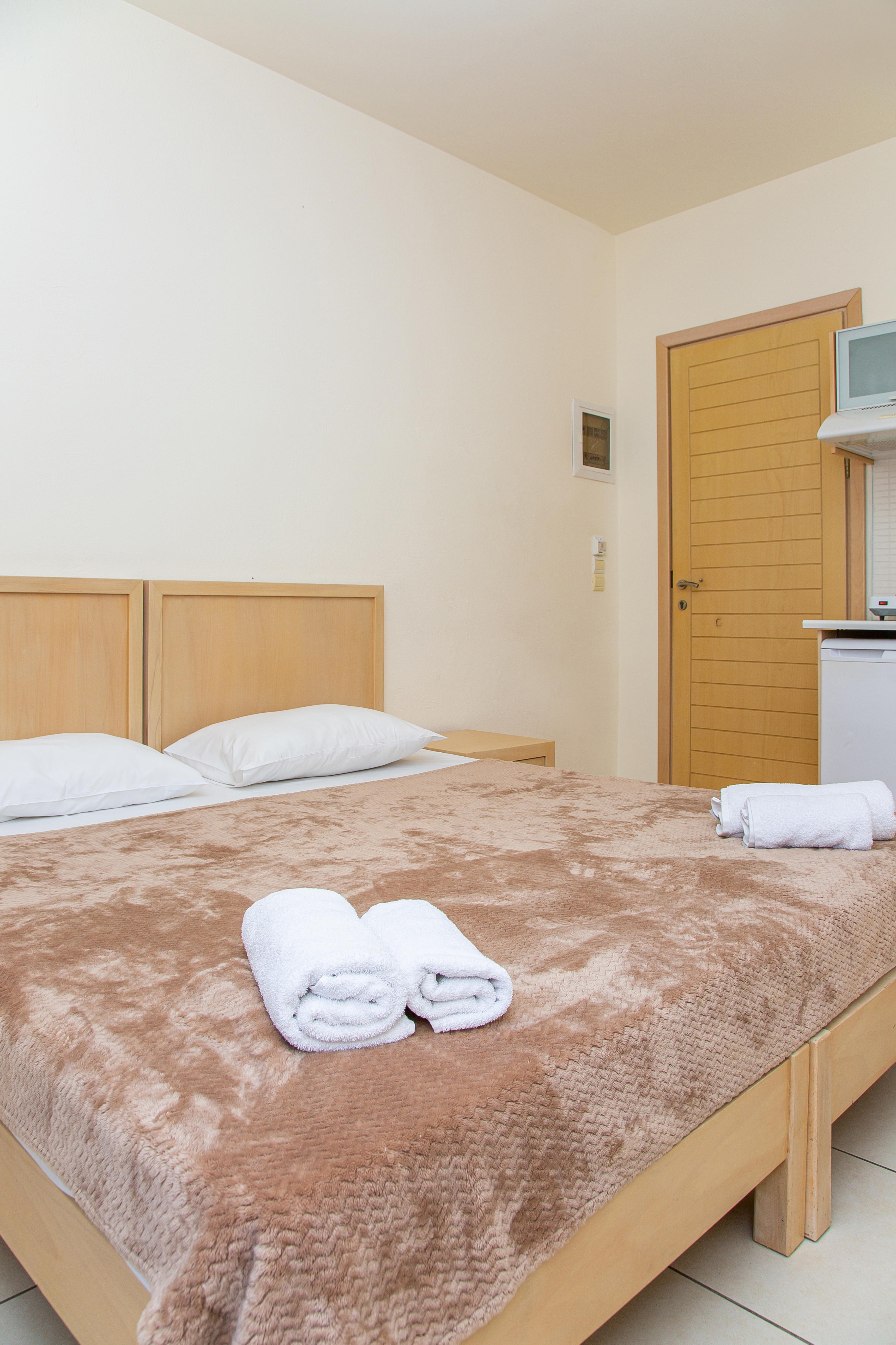 Hermes Hotel Malia Exterior photo