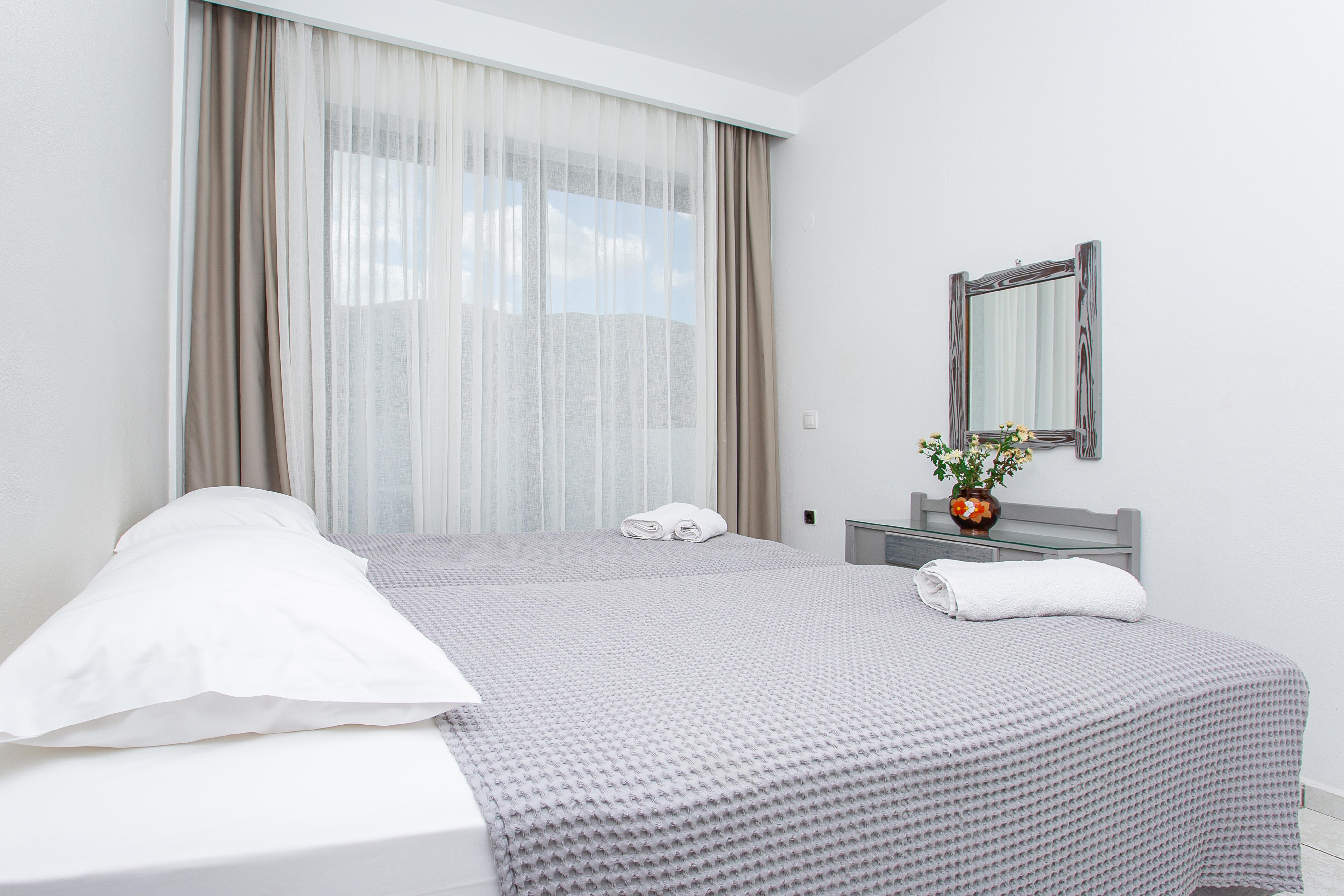 Hermes Hotel Malia Exterior photo