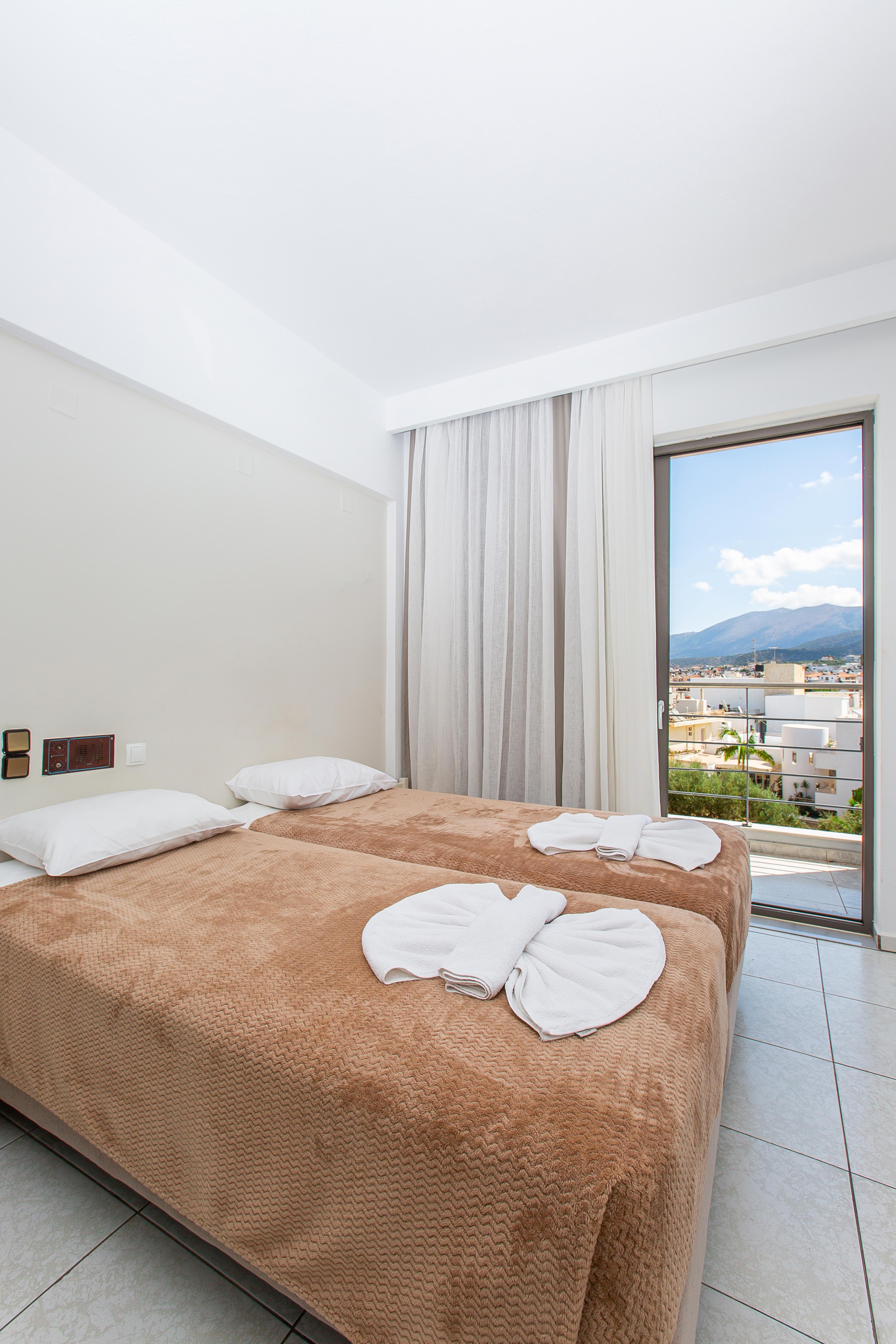 Hermes Hotel Malia Exterior photo